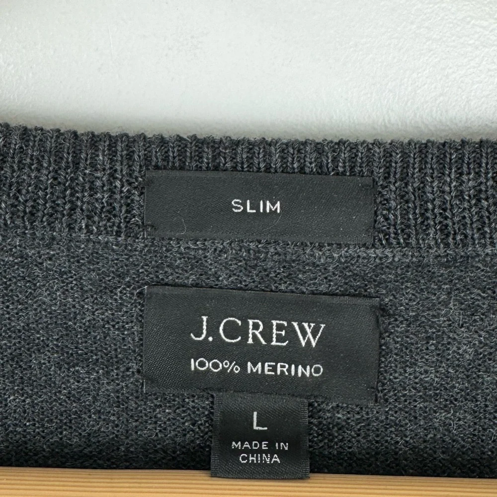 J.Crew Men Merino Wool V Neck Sweater Size Large